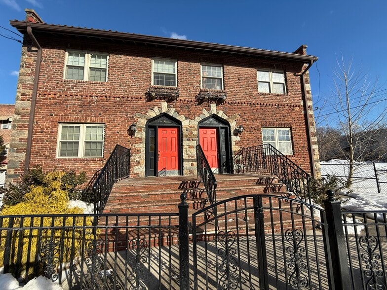More Photos Of 421 S Fulton Ave, Mount Vernon Multifamily For Sale