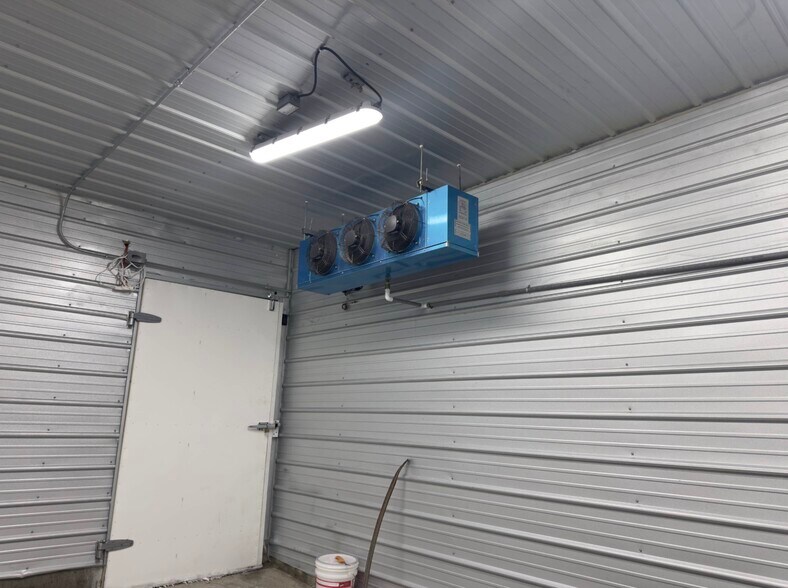 More Photos Of 1958 Winningham Rd, Seymour Industrial For Sale