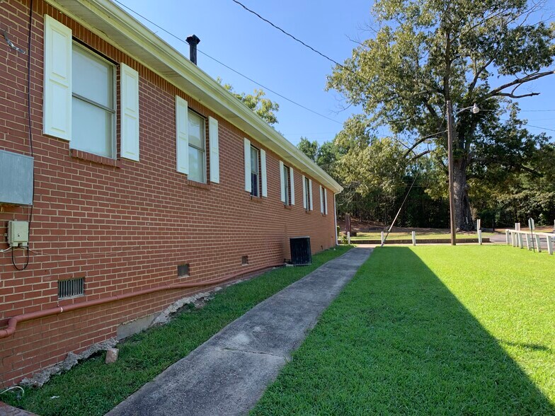 More Photos Of 5069 Highpoint Rd, Union City Religious Facility For Sale