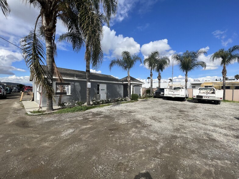 More Photos Of 695 W La Cadena Dr, Riverside Land For Sale