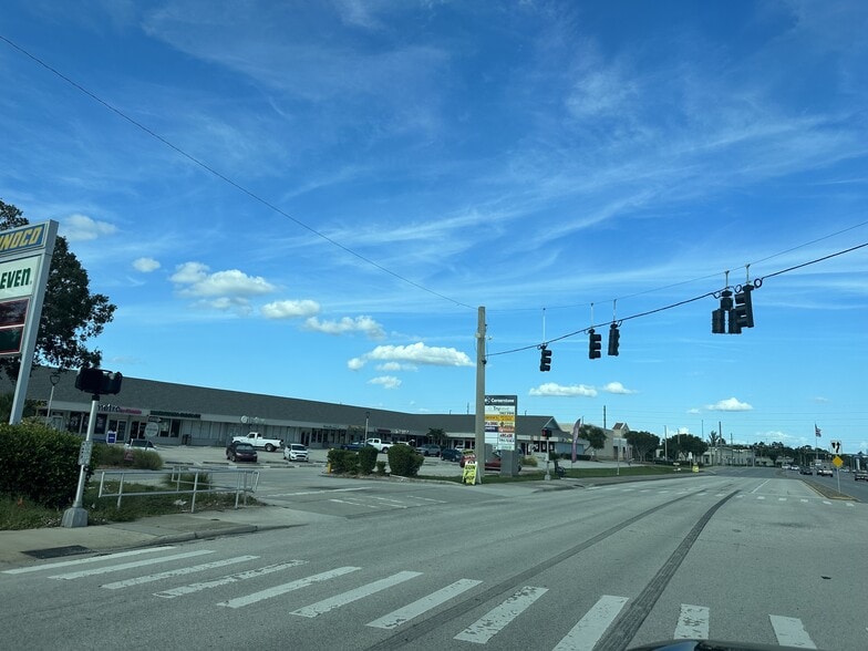 Primary Photo Of 1720 S McCall Rd, Englewood Unknown For Lease
