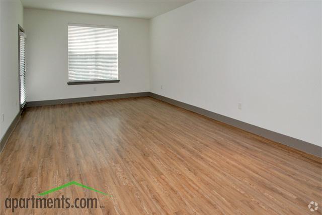 More Photos Of 744 Brick Row, Richardson Apartments For Lease