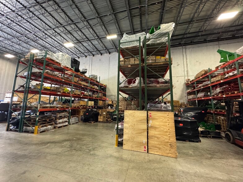 More Photos Of 8565 W 44th Ave, Hialeah Warehouse For Lease