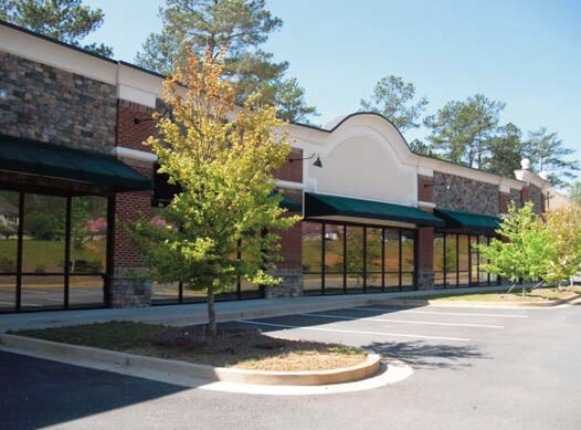 More Photos Of 1910 Eagle Dr, Woodstock Freestanding For Lease