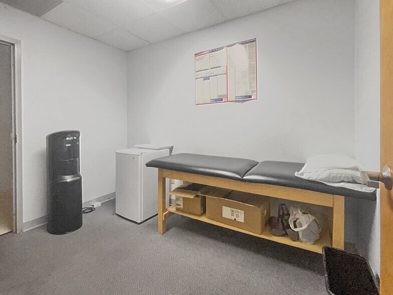 More Photos Of 608 N High St, Millville Medical For Sale