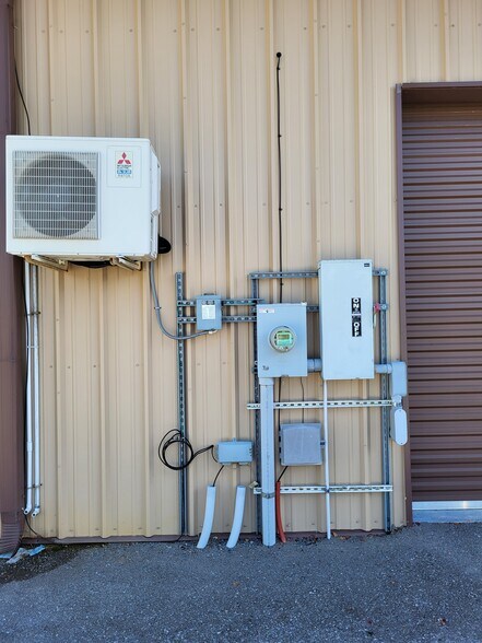 More Photos Of 110 Mary Esther Blvd, Mary Esther Freestanding For Lease