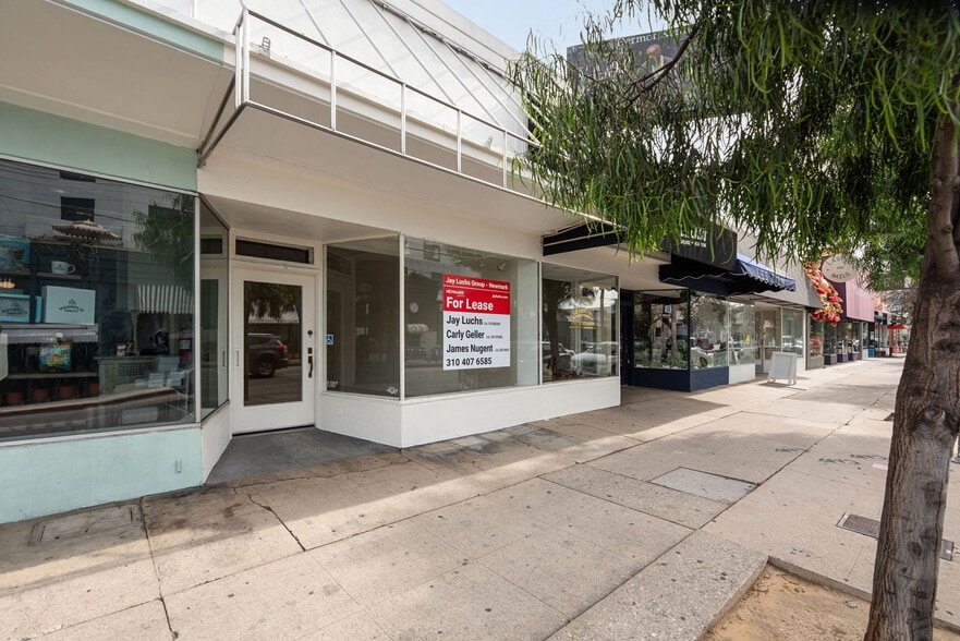 More Photos Of 8379-8389 W 3rd St, Los Angeles Storefront For Lease