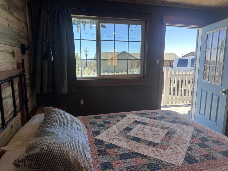 More Photos Of 430 S C St, Virginia City Hotel For Sale