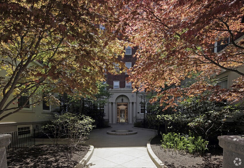 More Photos Of 1397-1401 Beacon St, Brookline Apartments For Sale