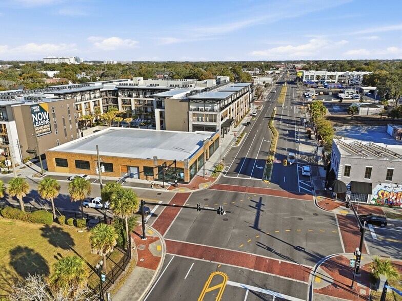 More Photos Of 1100 N Main St, Jacksonville Freestanding For Lease