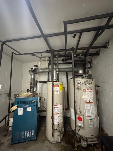 More Photos Of 503 Lake Ave, Saint James Freestanding For Sale