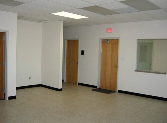 More Photos Of 11918 Conley Rd, Laredo Warehouse For Lease