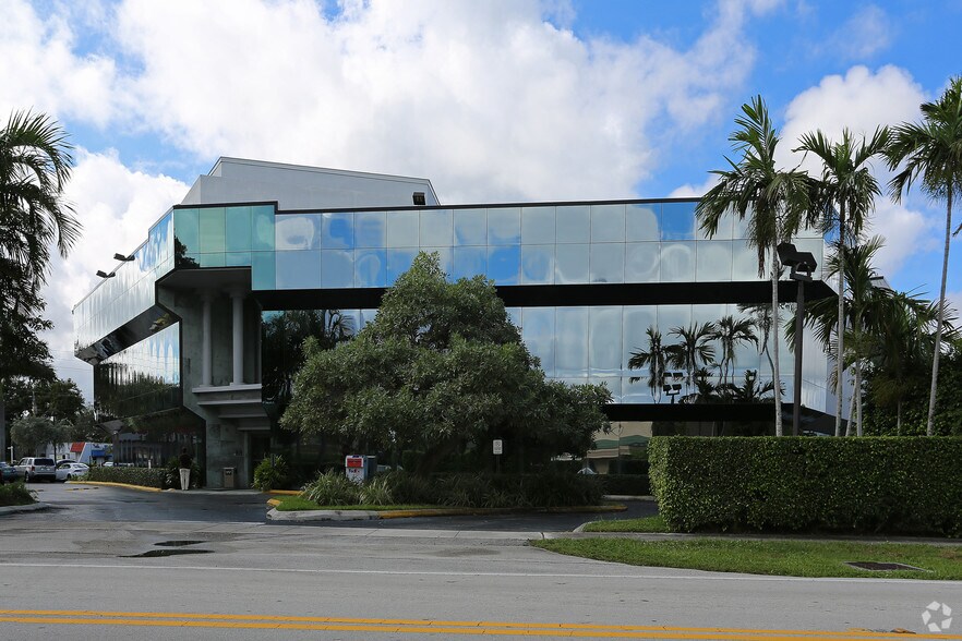 More Photos Of 185 NW Spanish River Blvd, Boca Raton Office For Lease