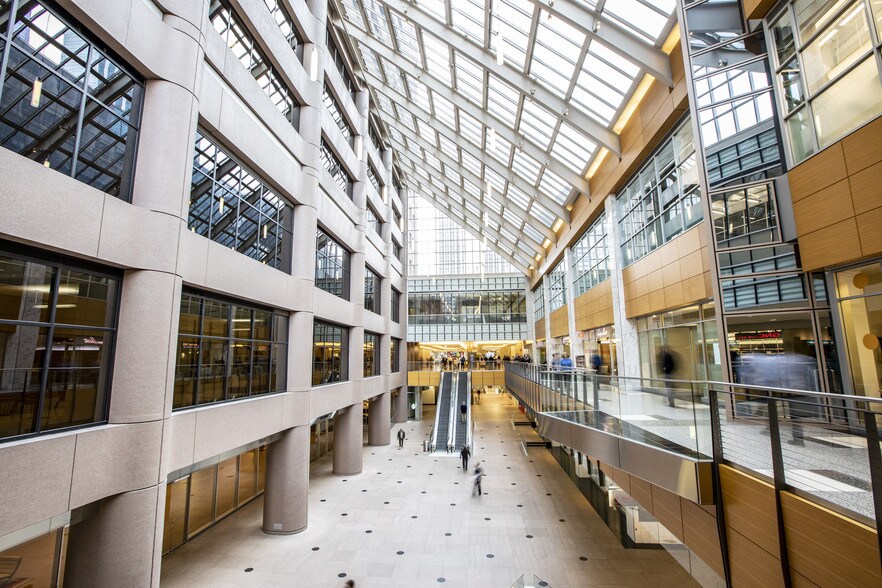 More Photos Of 33 S 6th St, Minneapolis Office For Lease