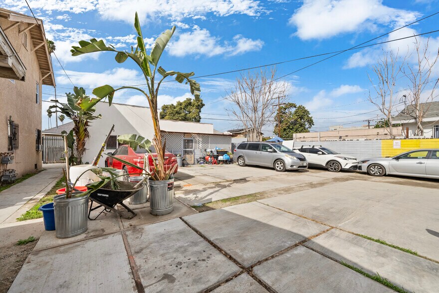 More Photos Of 4441 Avalon Blvd, Los Angeles Apartments For Sale