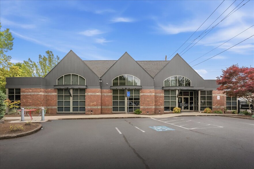 Primary Photo Of 250 Division St NE, Salem Office For Lease