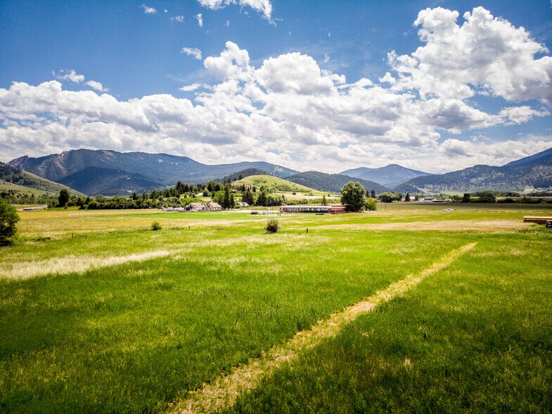 Primary Photo Of Tract 3 Canyon View Road, Bozeman Land For Sale