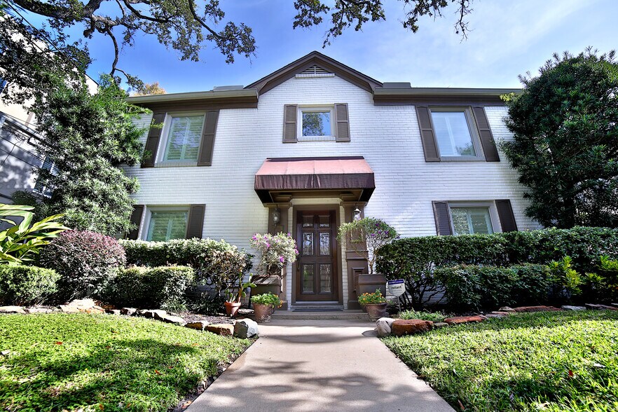 Primary Photo Of 2625 Peckham St, Houston Office Residential For Lease