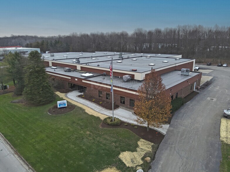 More Photos Of 2300 E Enterprise Pky, Twinsburg Warehouse For Lease