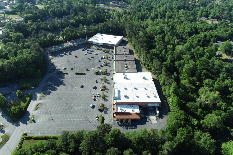 More Photos Of 3555 Mercer University Dr, Macon-Bibb Unknown For Lease