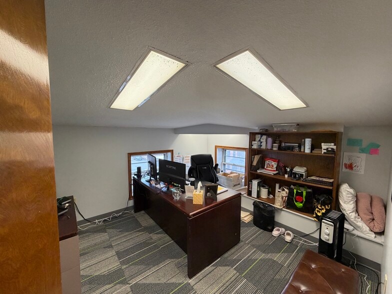 More Photos Of 36-38 Grand St, Hartford Medical For Sale