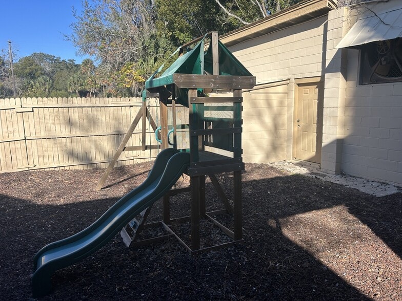 More Photos Of 1210 Saint Johns Ave, Palatka Office For Sale