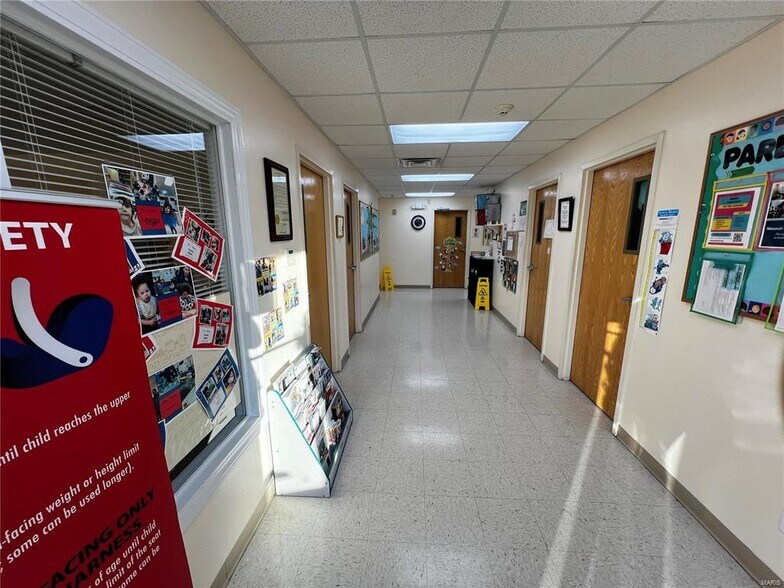 More Photos Of 19788 Sackett Ln, Waynesville Office For Sale