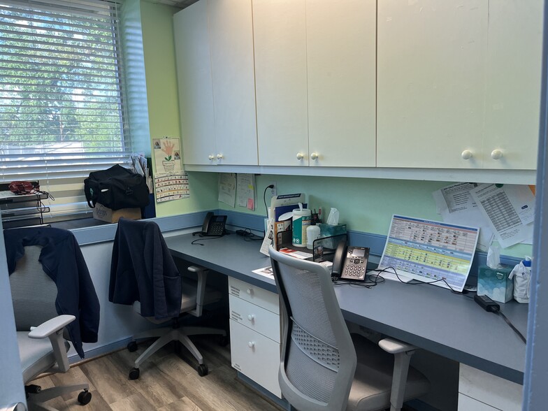 More Photos Of 1451 Belle Haven Rd, Alexandria Medical For Sale