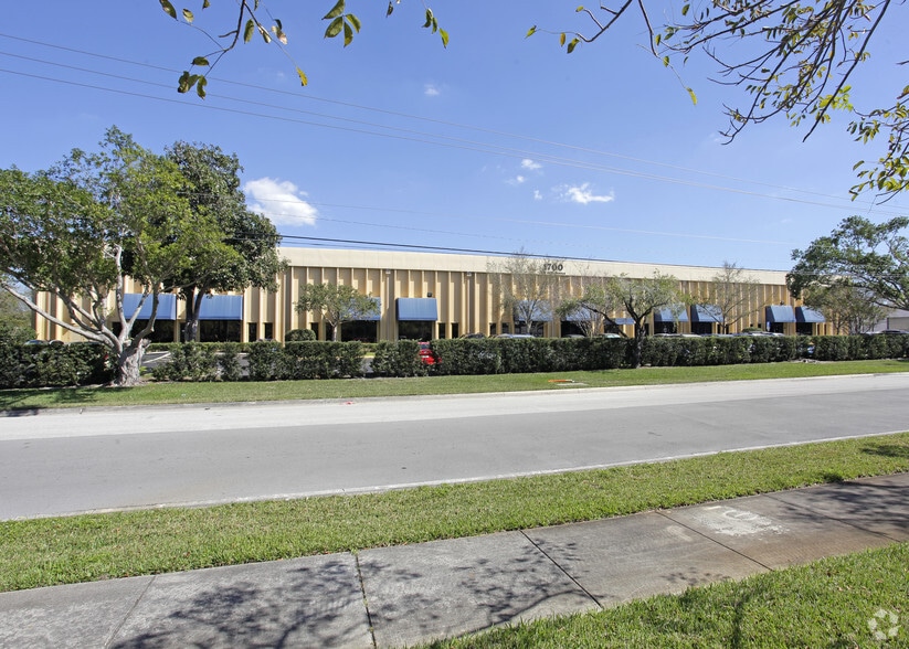 More Photos Of 1700 NW 66th Ave, Plantation Office For Lease
