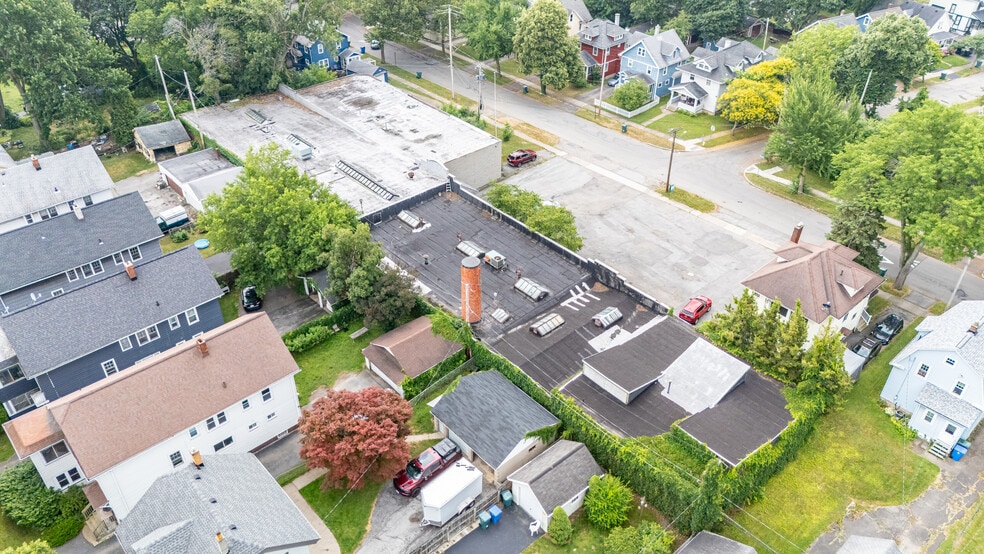 More Photos Of 1024 Garson Ave, Rochester Light Manufacturing For Sale