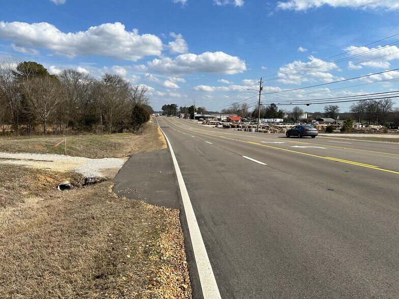 More Photos Of 2840 McCullough Blvd, Belden Office Residential For Sale