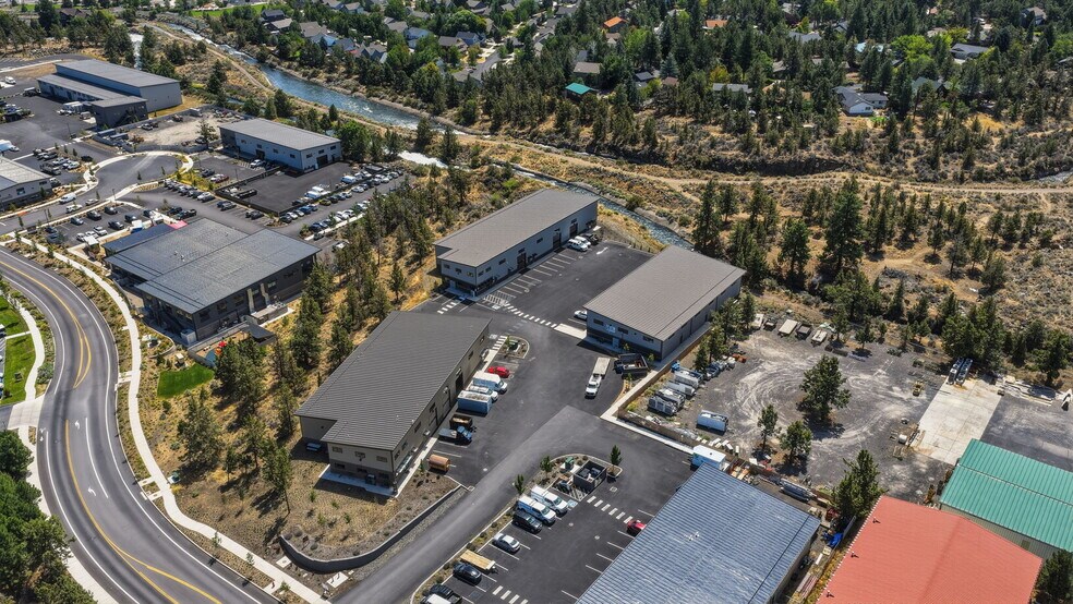 More Photos Of 20723 Brinson Blvd, Bend Light Manufacturing For Lease