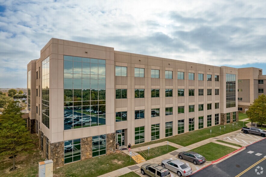 More Photos Of 1401 E Medical Pky, Cedar Park Medical For Lease