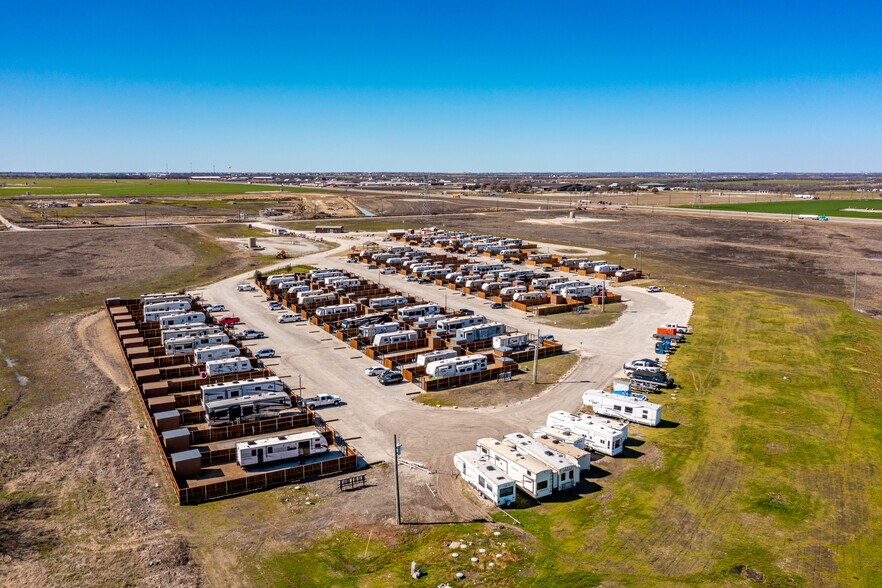 More Photos Of 4706 George Owens Rd, Ponder Trailer Camper Park For Sale