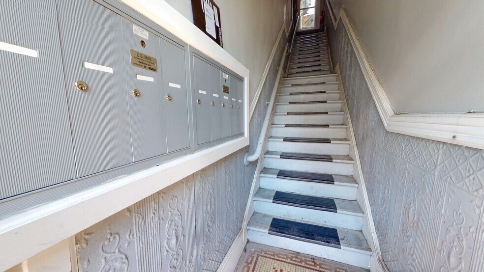 More Photos Of 140 Grand St, Waterbury Apartments For Sale