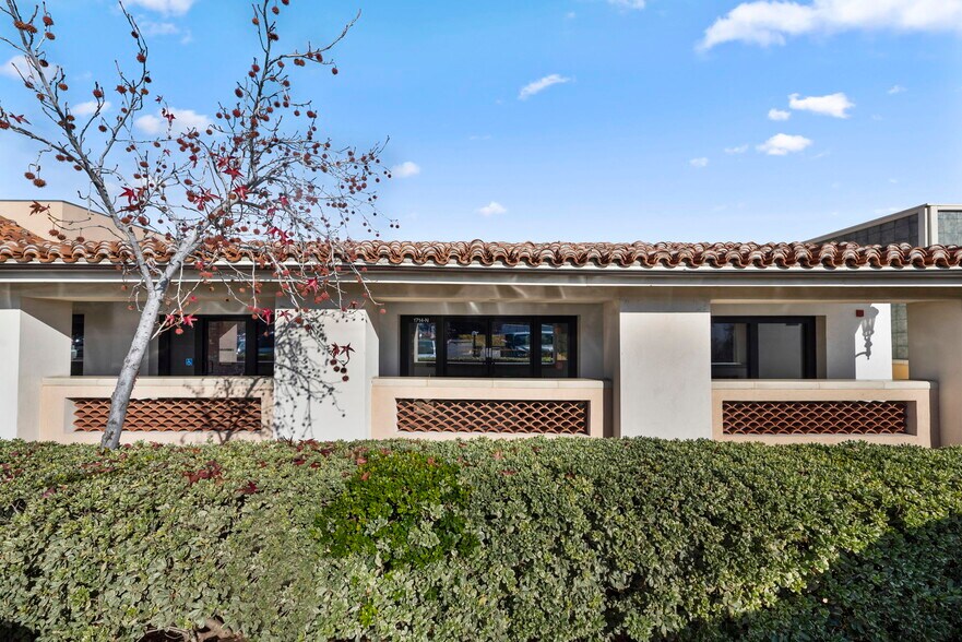 More Photos Of 1714 Newbury Rd, Newbury Park General Retail For Lease