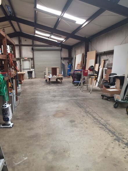 More Photos Of 1535 American Way, Cedar Hill Warehouse For Sale