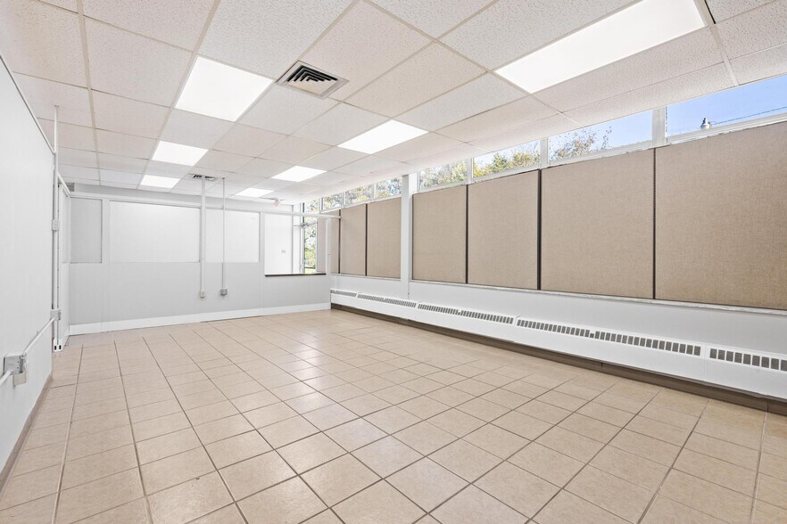 More Photos Of 325 Bridge St, Old Forge Manufacturing For Lease