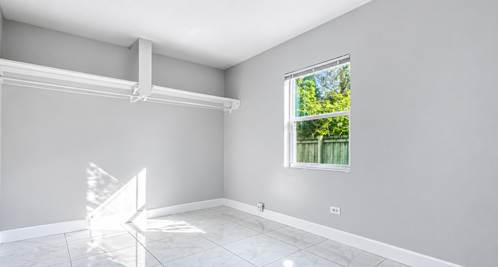 More Photos Of 426 NW 14th Ave, Fort Lauderdale Apartments For Sale