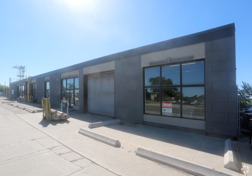 More Photos Of 700 Kipling Ave, Toronto Showroom For Lease