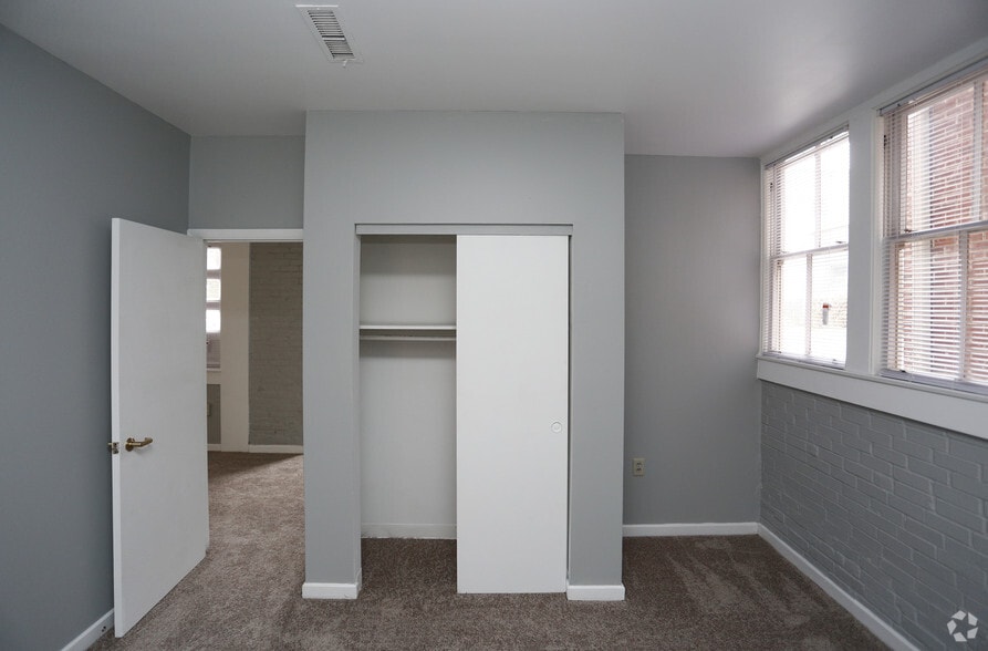 More Photos Of 550 Fletcher Ave, Indianapolis Apartments For Sale