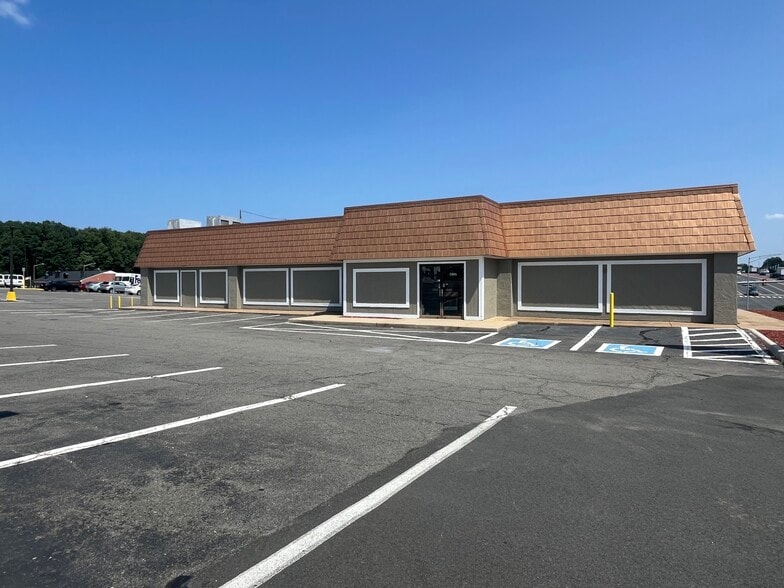 More Photos Of 14332-14430 Richmond Hwy, Woodbridge Unknown For Lease