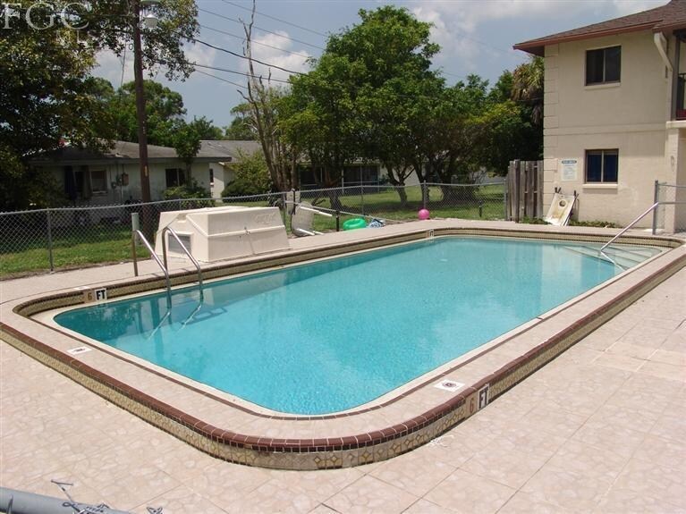 More Photos Of 1318-1322 SE 40th Ter, Cape Coral Apartments For Sale