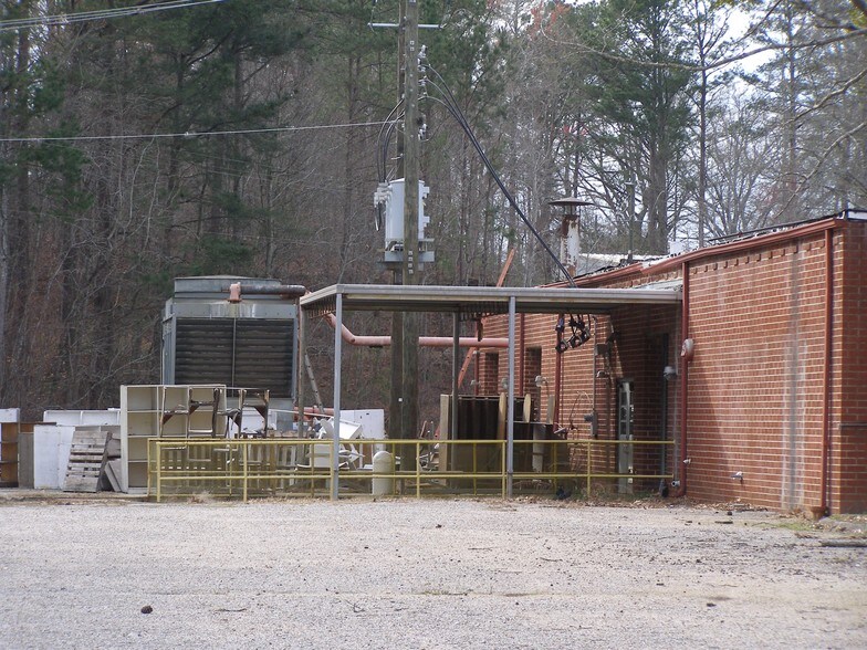More Photos Of 2580 Highway 46, Heflin Warehouse For Lease
