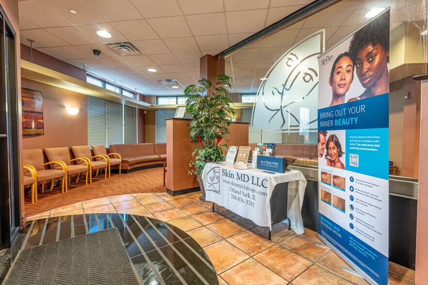 More Photos Of 16105 S La Grange Rd, Orland Park Medical For Lease