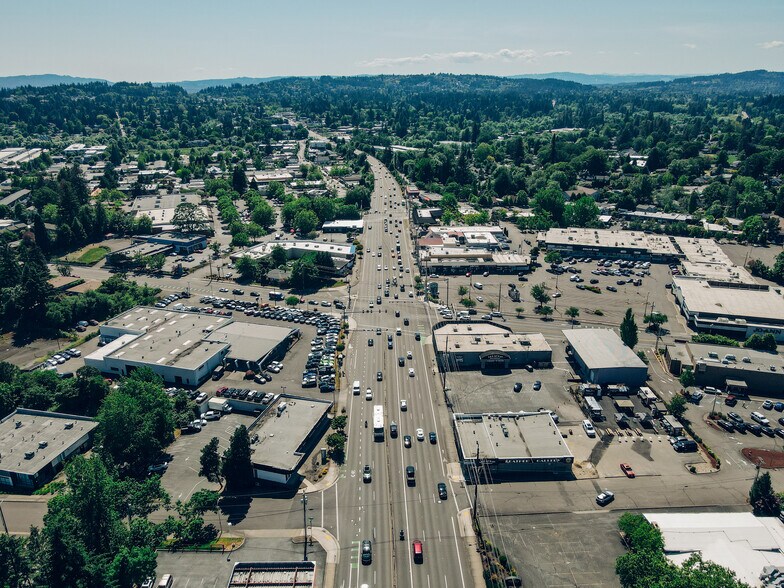 More Photos Of 11847 SW Pacific Hwy, Tigard Freestanding For Lease