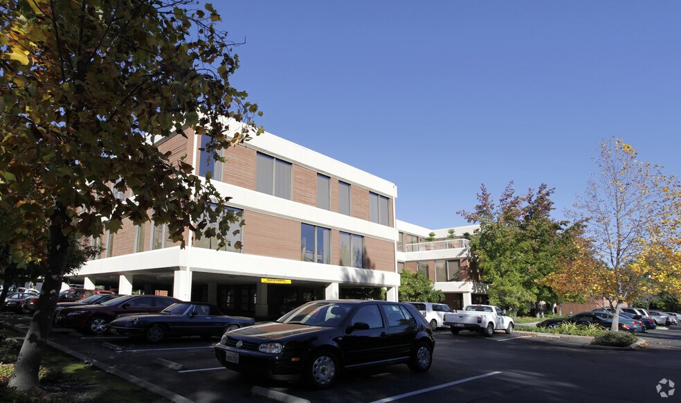 More Photos Of 3675 Mount Diablo Blvd, Lafayette Office For Lease