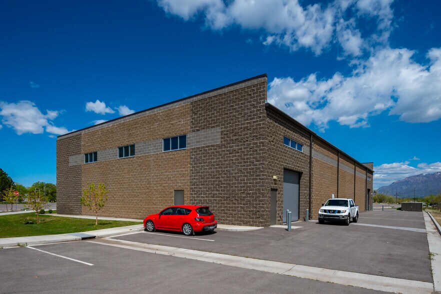 More Photos Of 516 W Stockman Way, Ogden Industrial For Sale