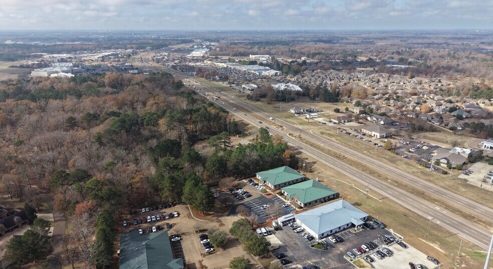 More Photos Of 420 Liberty Park Ct, Flowood Coworking Space