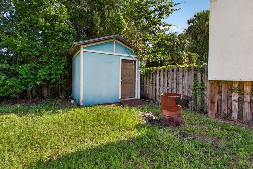 More Photos Of 102 Phillips Dairy Rd, Palatka Restaurant For Sale